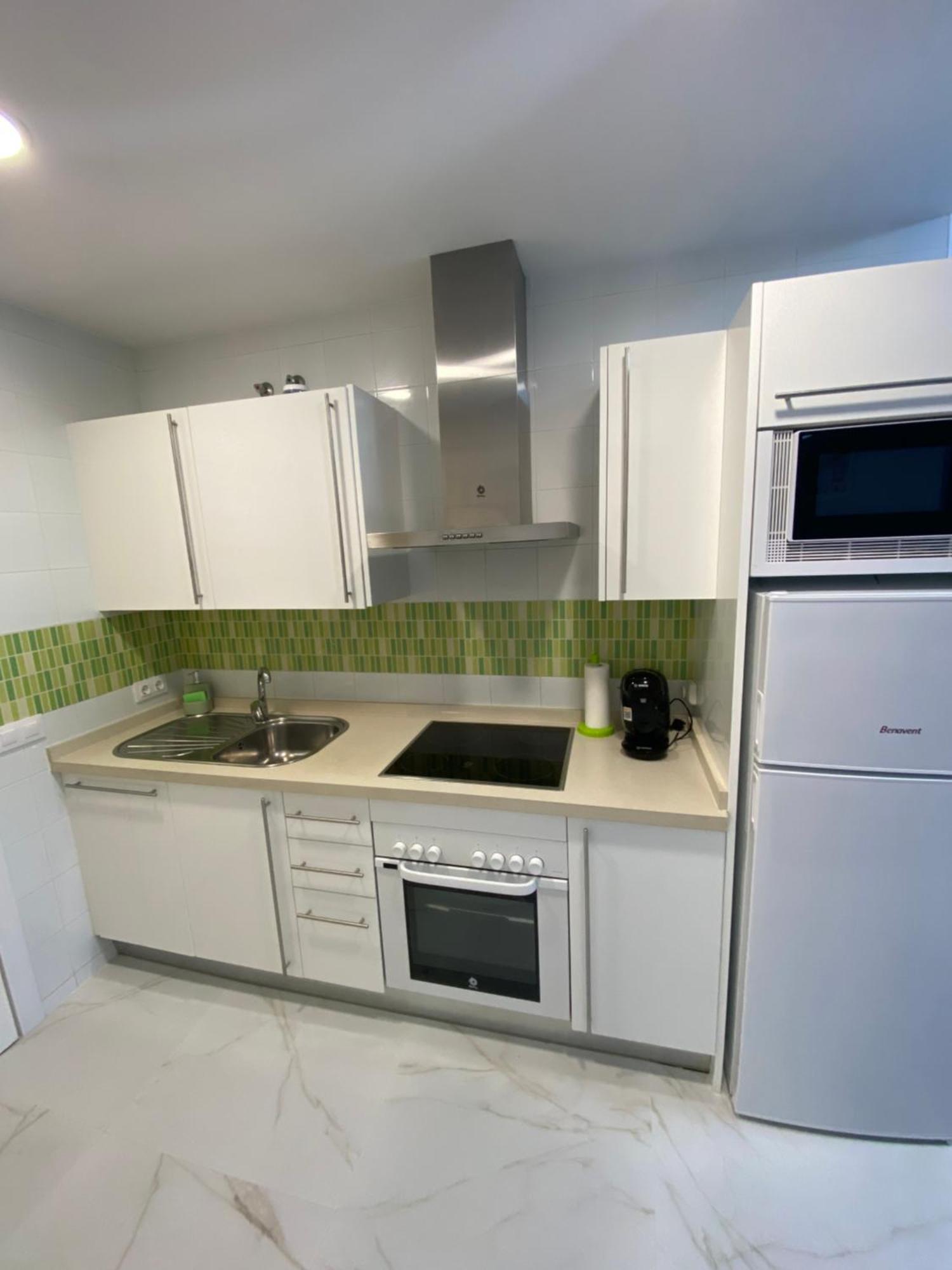 בנאלמדנה Benalbeach Loft Encatador מראה חיצוני תמונה